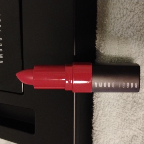 Bobbi Brown Pretty Cool Eye Cheek & Lip Kit NEW IN BOX - Picture 7 of 8